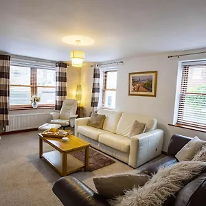 https://explorers-retreat.yorkshirehotels.net